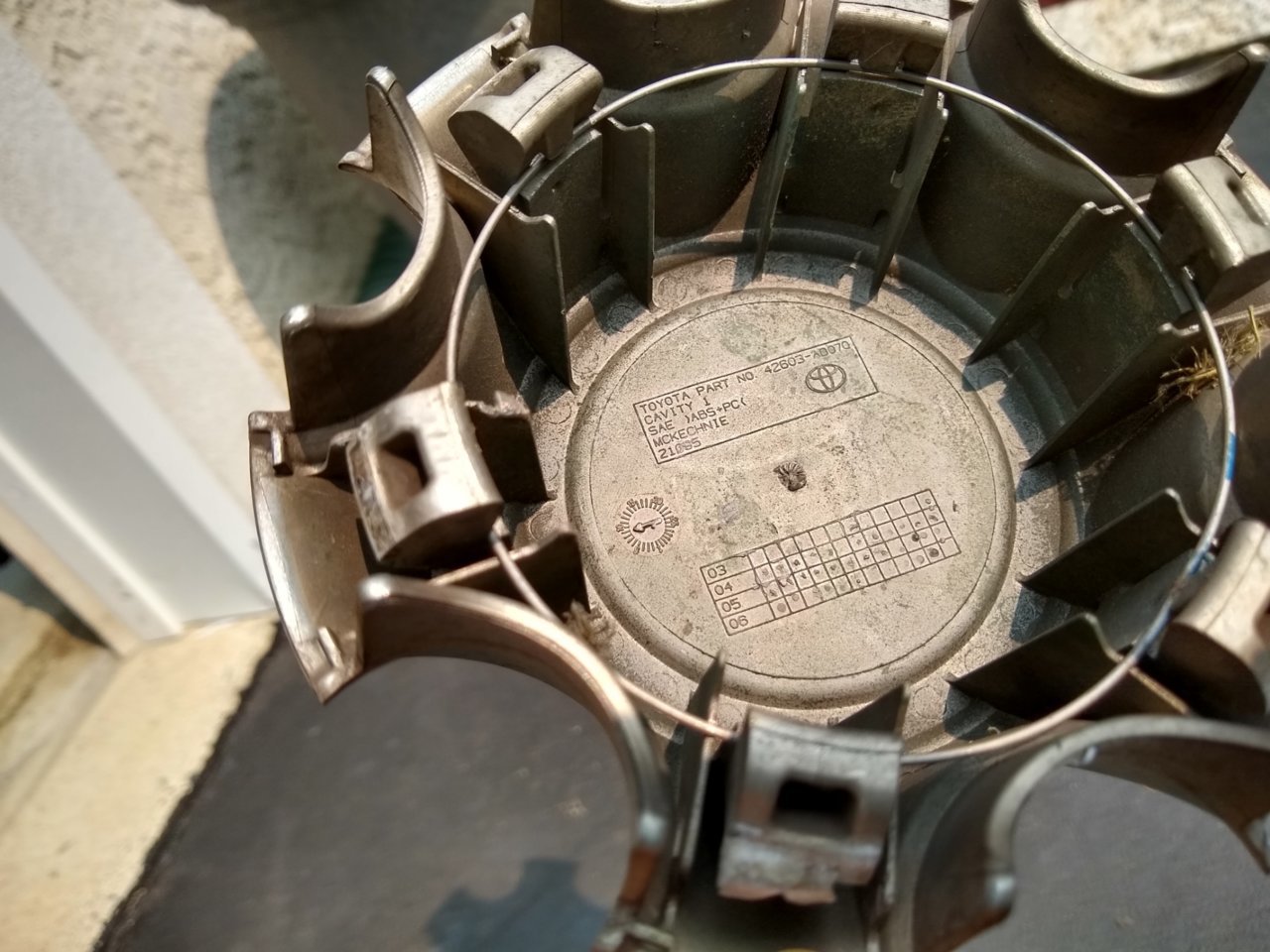 Older Rim Center Hub Closeup.jpg