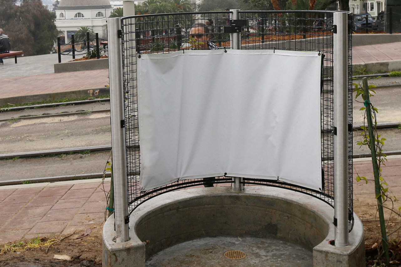 open-air-urinal-2.jpg