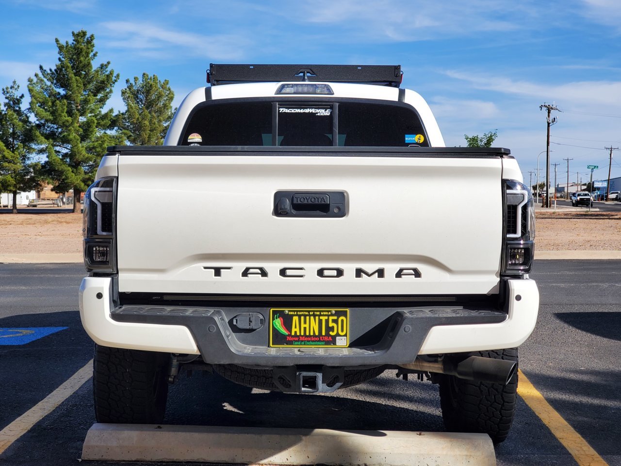 OPT7_Lightbar.jpg