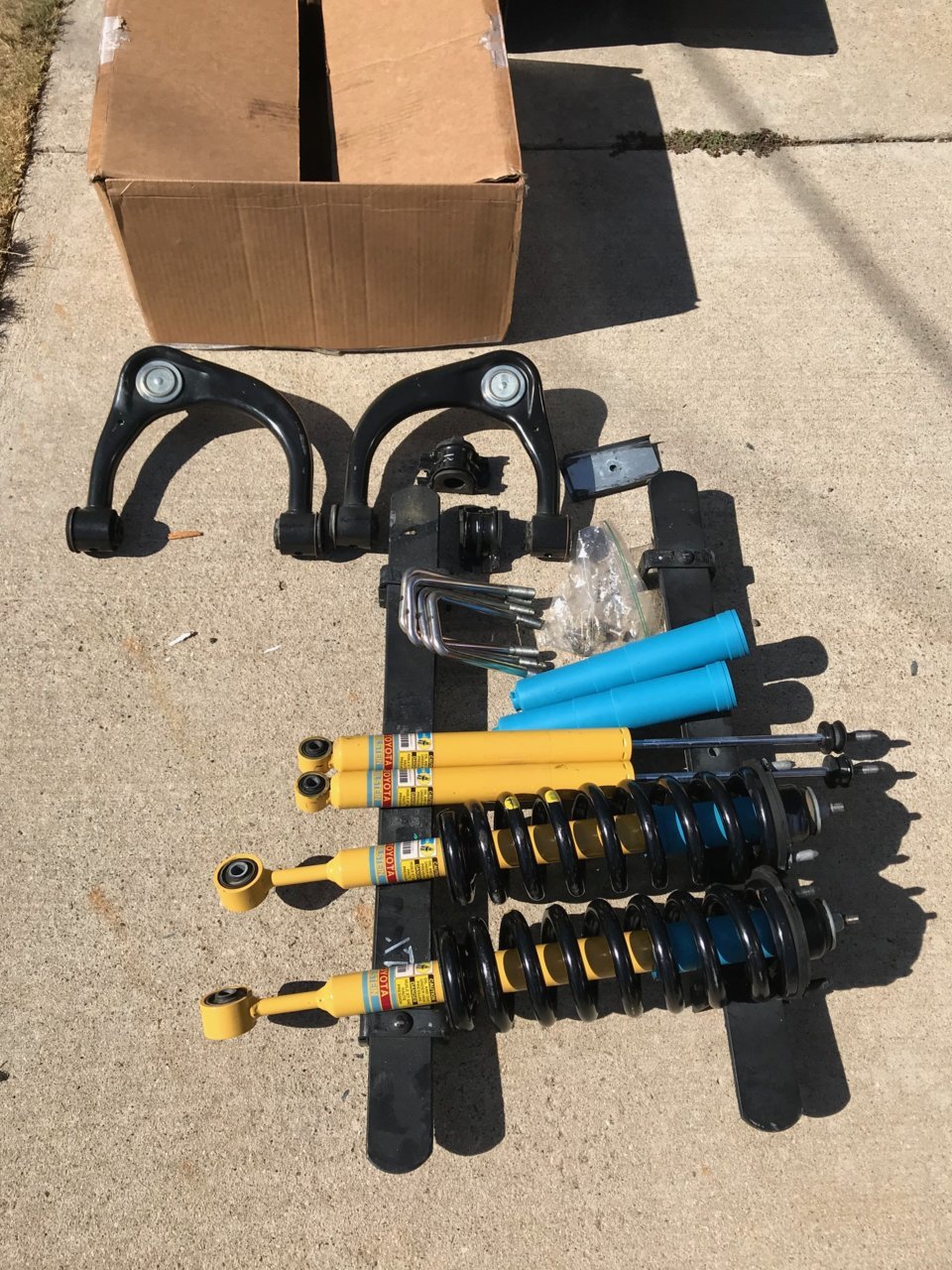 Original suspension components 0.jpg
