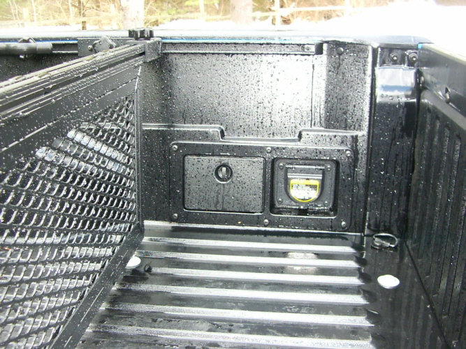 Outlet in Box.jpg