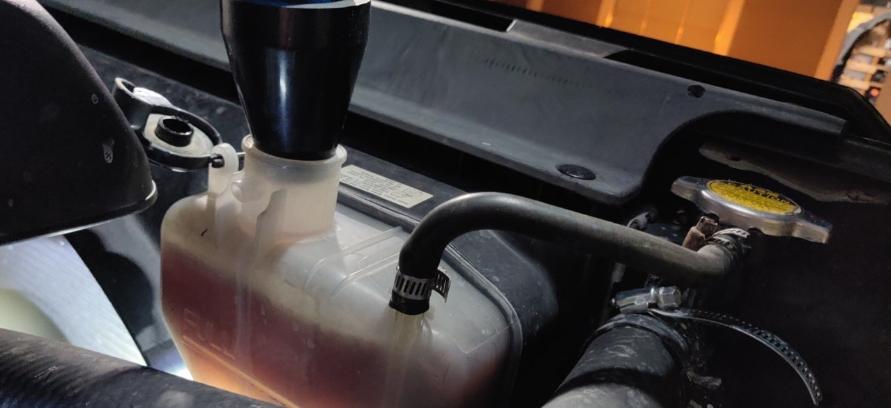 overflow tank.jpg