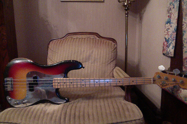 P-bass copy.jpg