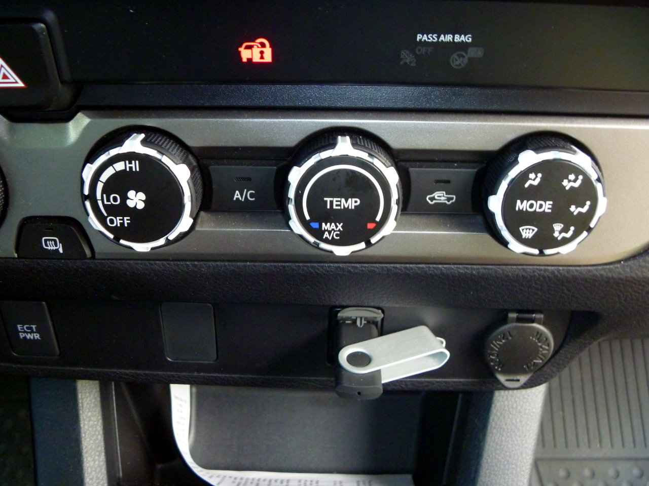 P1010475sm.jpg