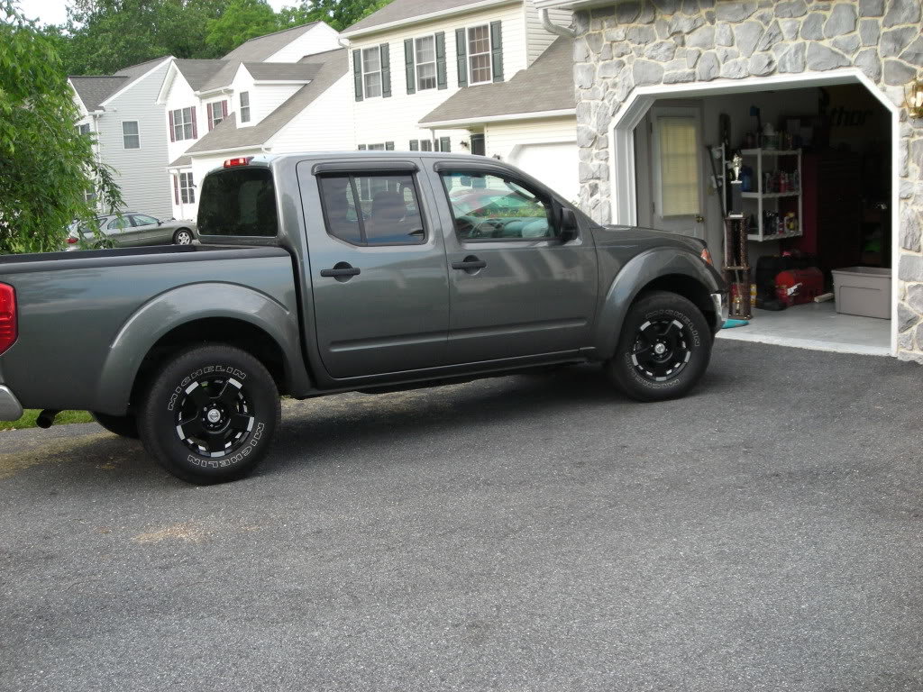 paintedwheelsontruck007_3de88db1db9aa70499270f5493afdde324621a2f.jpg