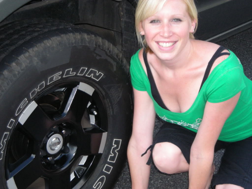 paintedwheelsontruck009_c5ba034d5dcd724db1a95a1ecf20d1c4c085570c.jpg