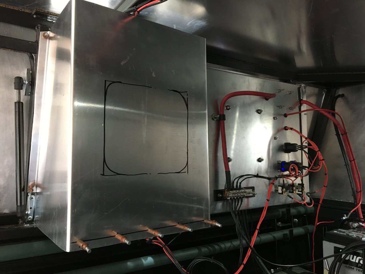 panel2.jpg