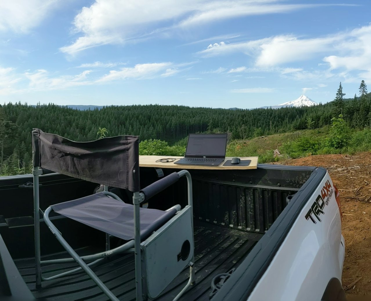 PANO_20190612_075039.vr.jpg