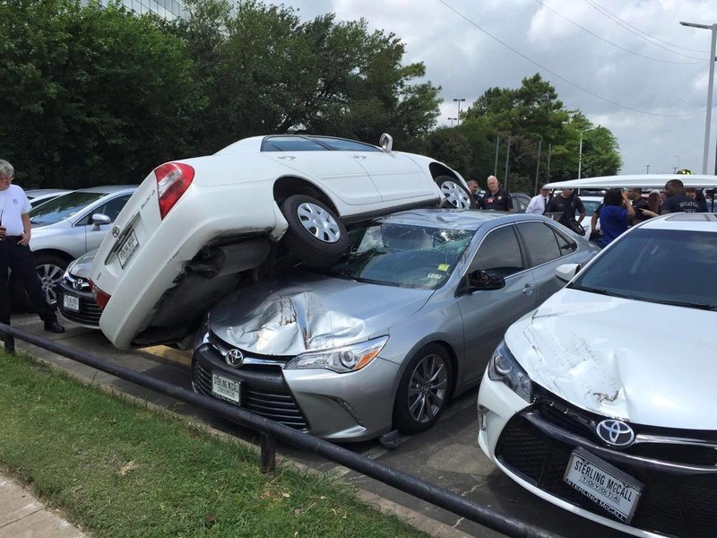Parking.jpg