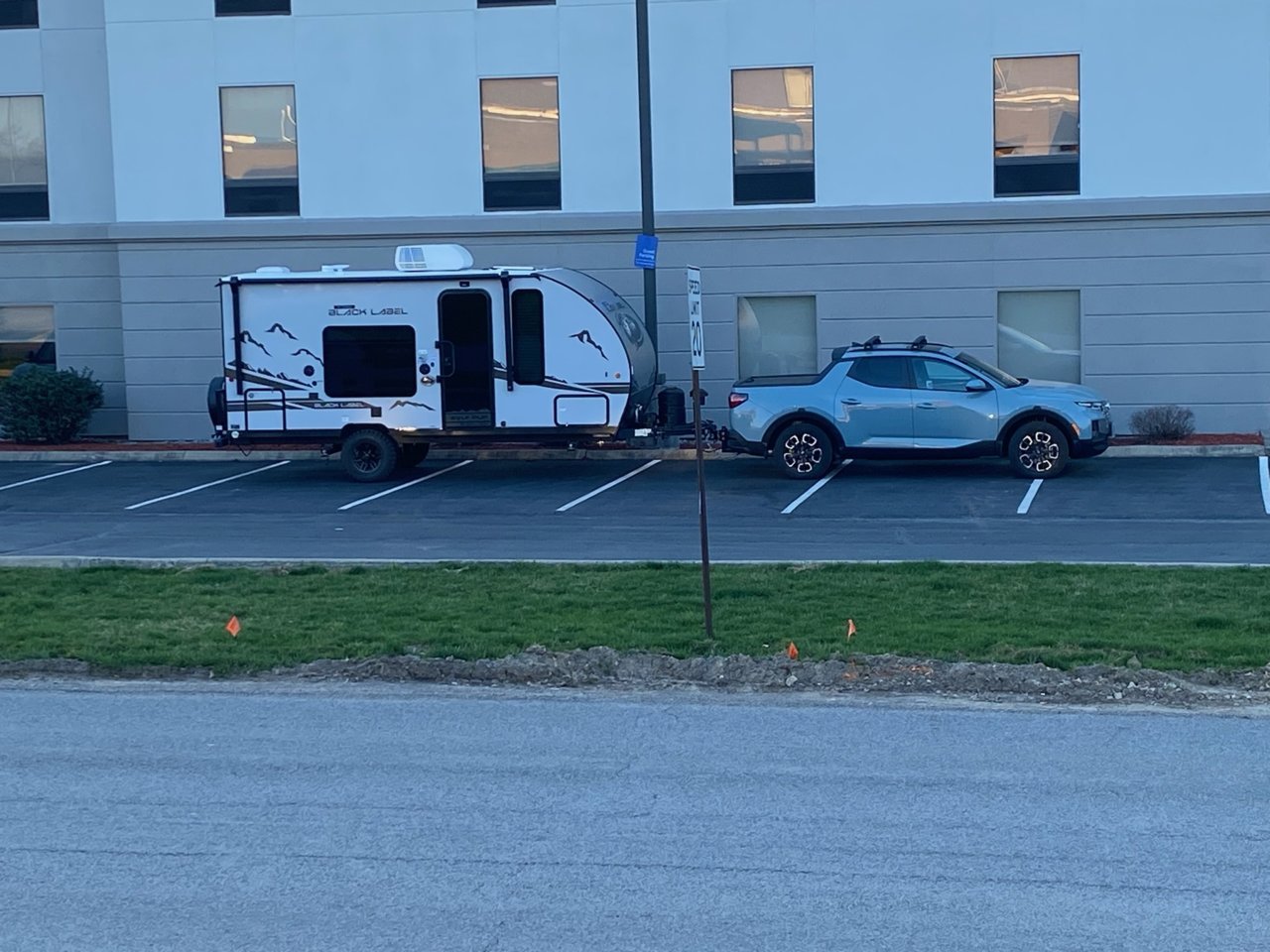 Parking2.jpg