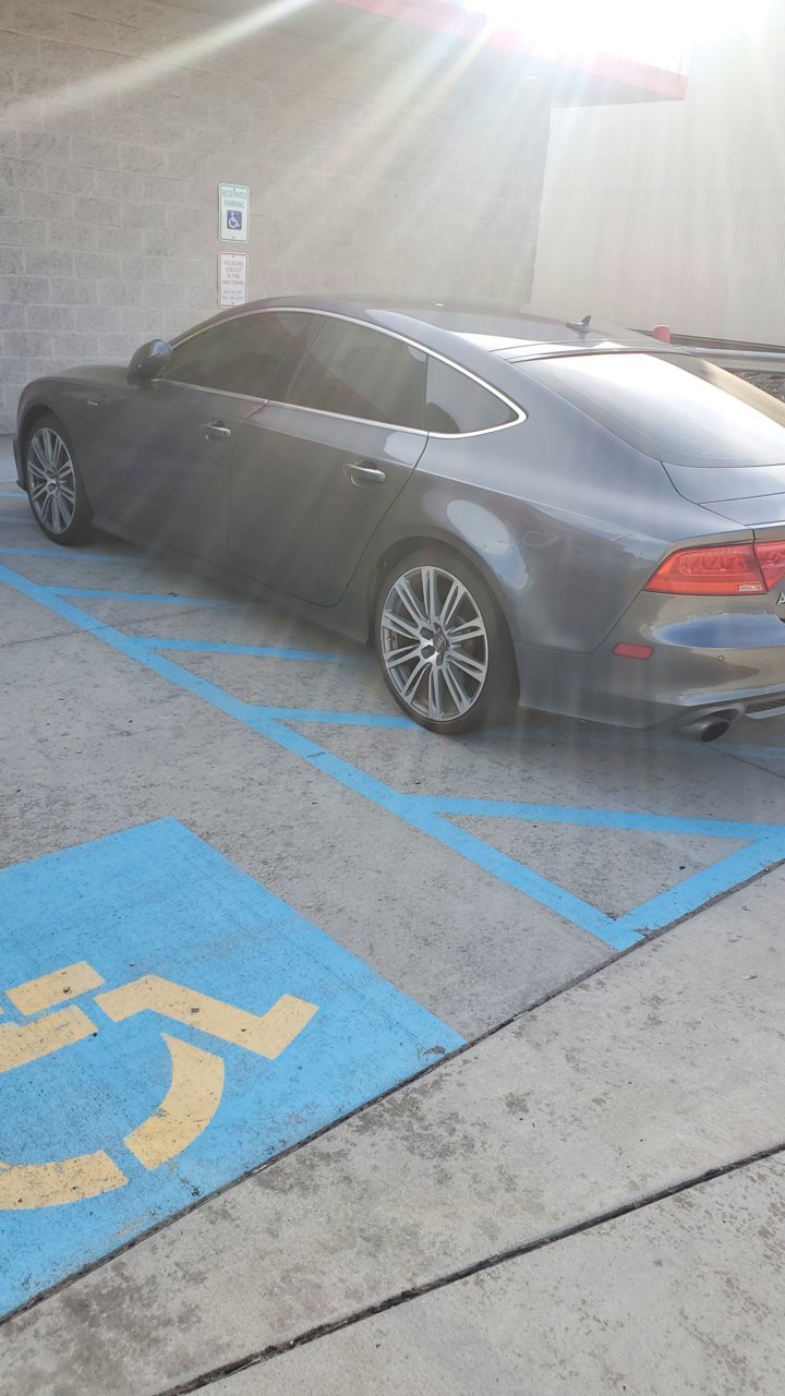 parking215.jpg