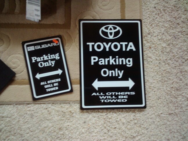 parkingsign_96c2a81735b9cf5582d14ea84c5e973baf1cb672.jpg