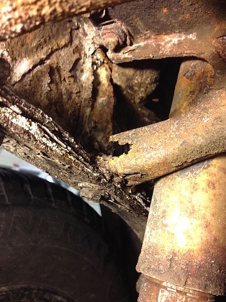 Pass side rear shock-22-2.jpg