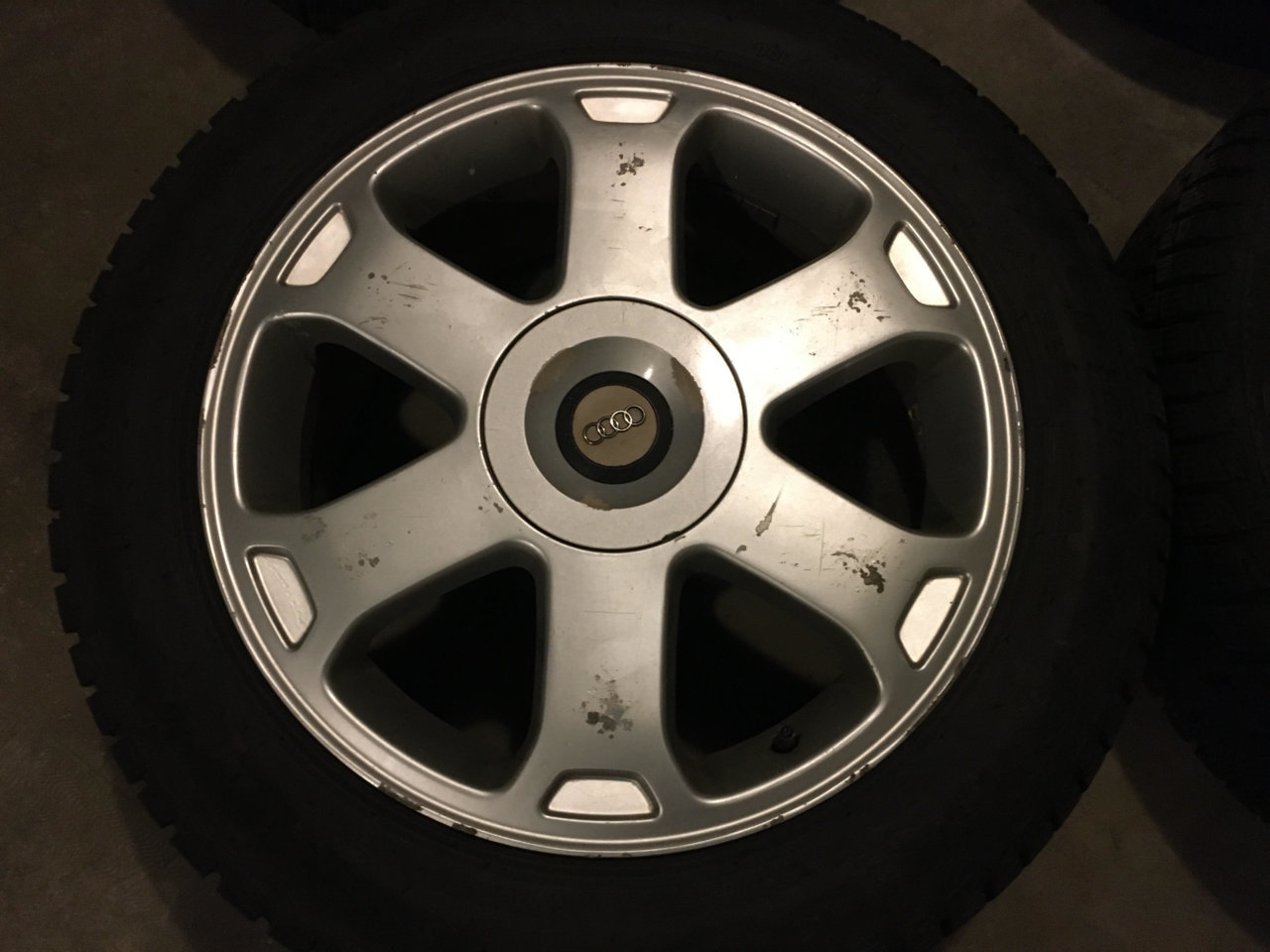 Passat Wheel 2.jpg