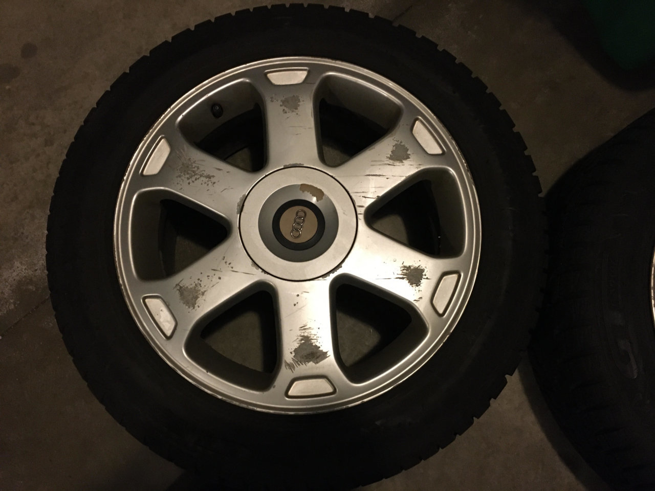 Passat Wheel 4.jpg