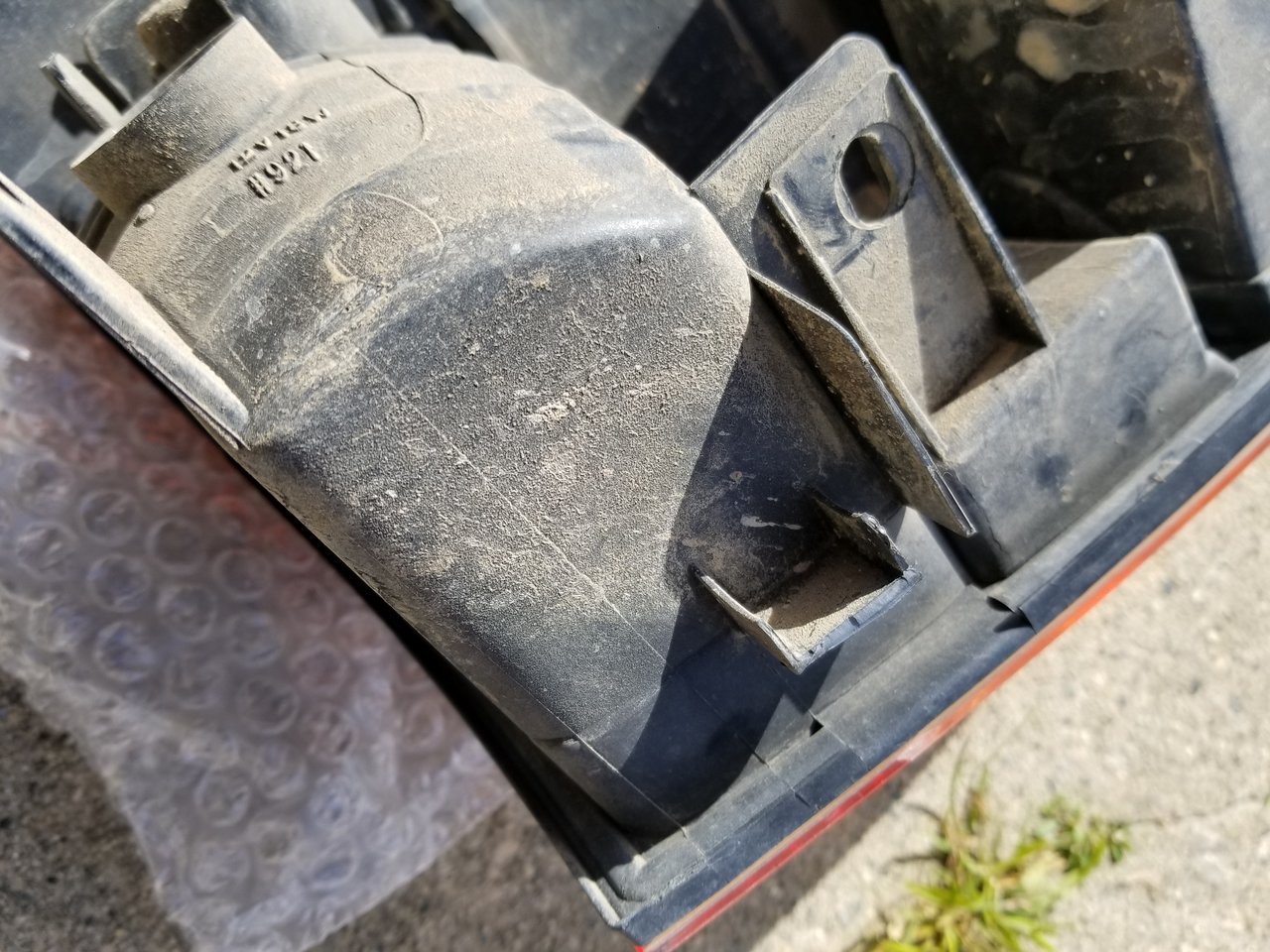 passenger broken tab.jpg