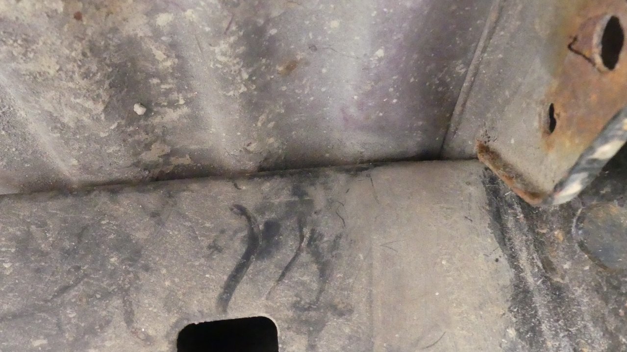 passenger clearance behind middle.jpg