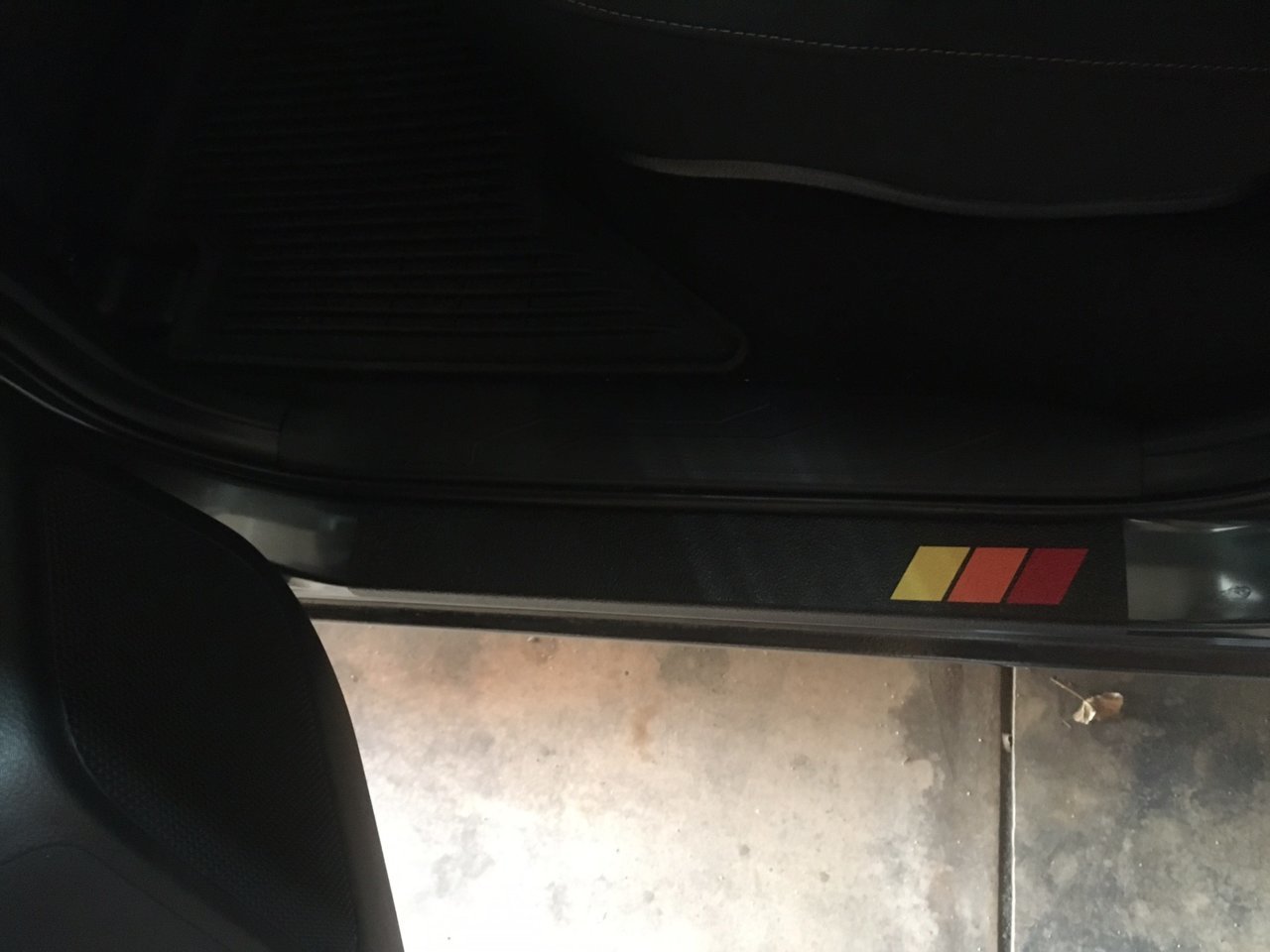 Passenger Door sill.jpg
