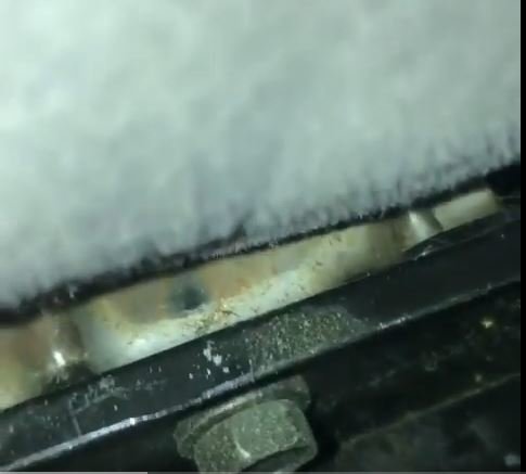 Passenger seat slide mechanism2.jpg
