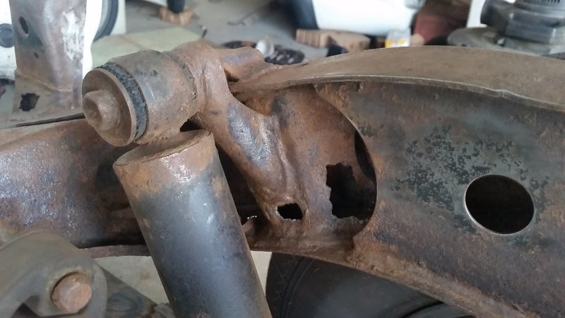 Passenger Shock Mount.jpg