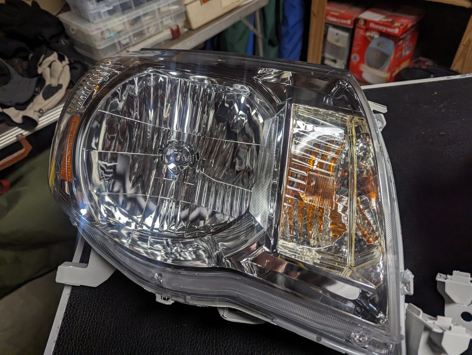 Passenger side headlight.jpg