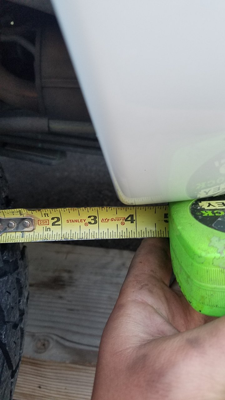 Passenger tire to front wheel well.jpg