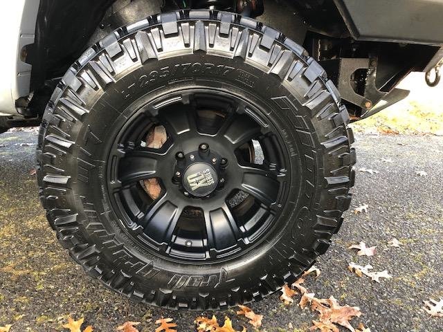 Passengers Side Front Tire.jpg
