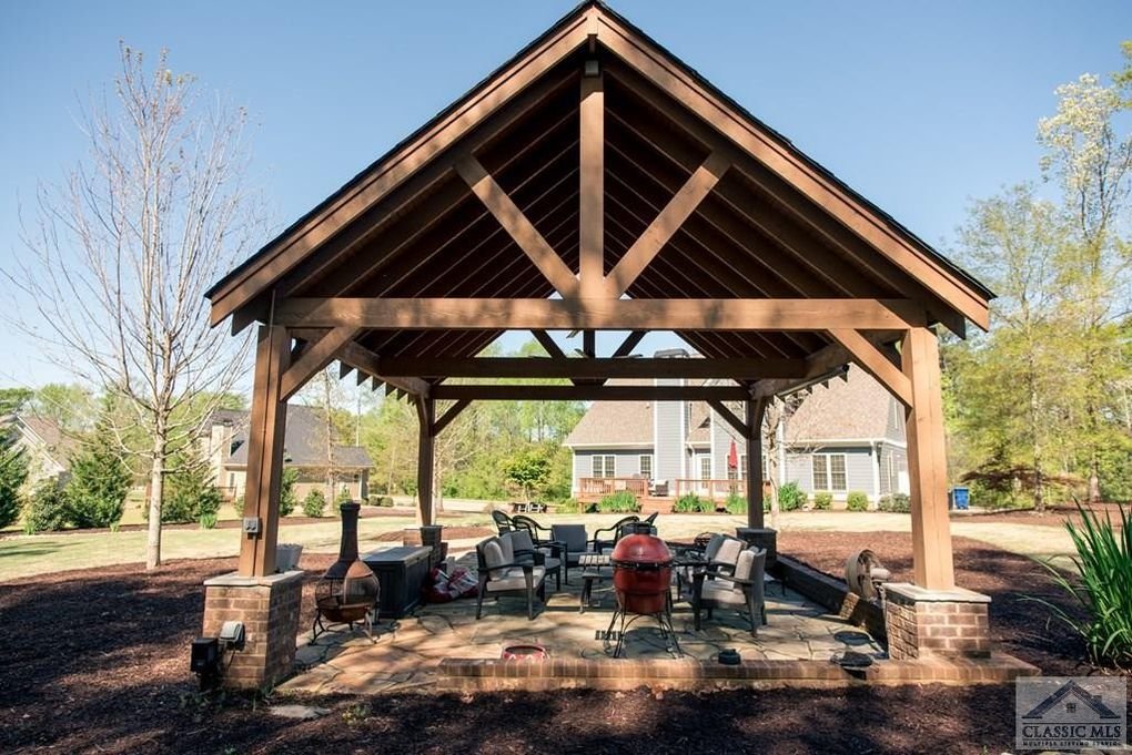 pavilion 1.jpg