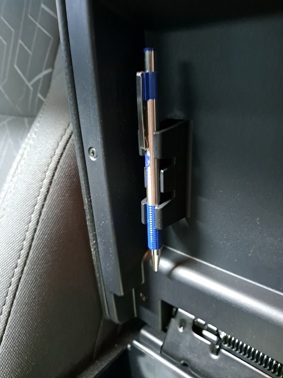 Penholder.jpg