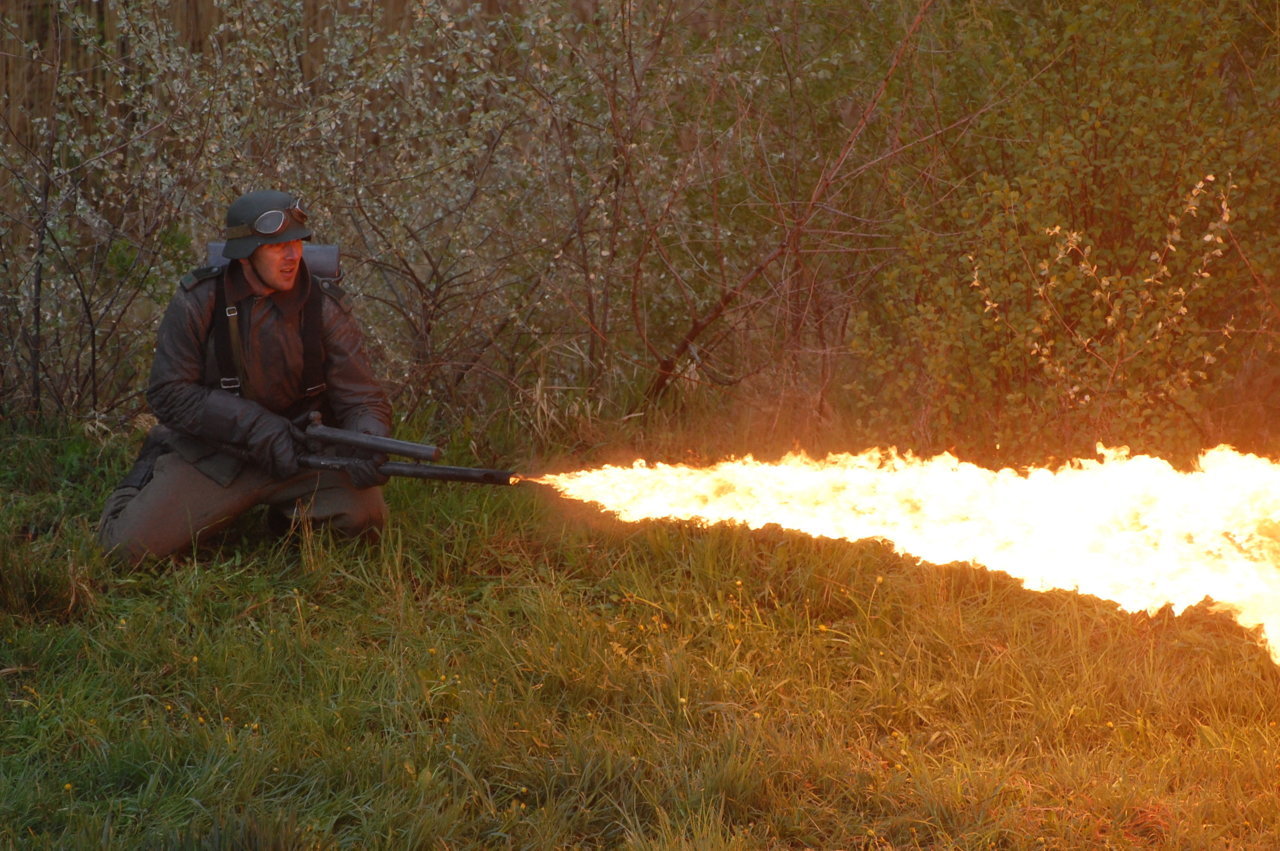 Personal-Flamethrowers.jpg