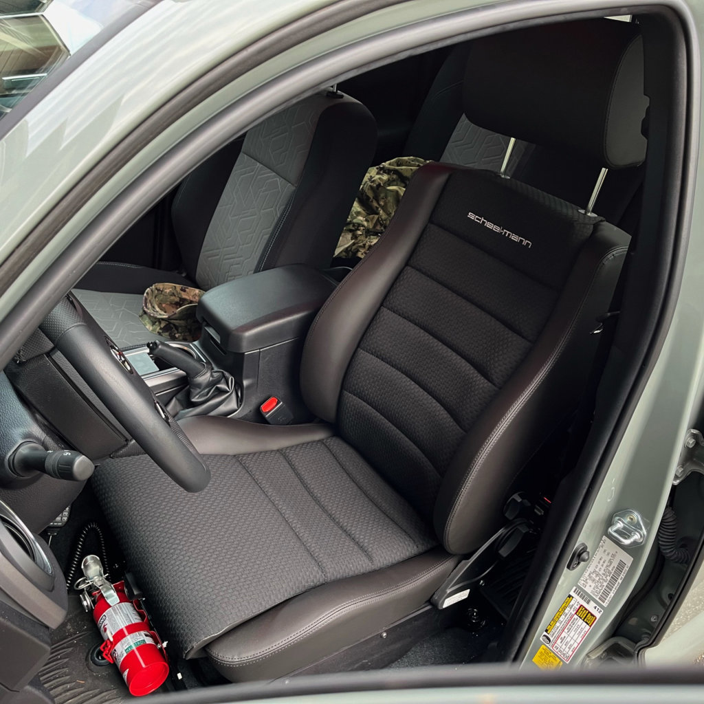 Pete-seat-mounting-vario2.jpg