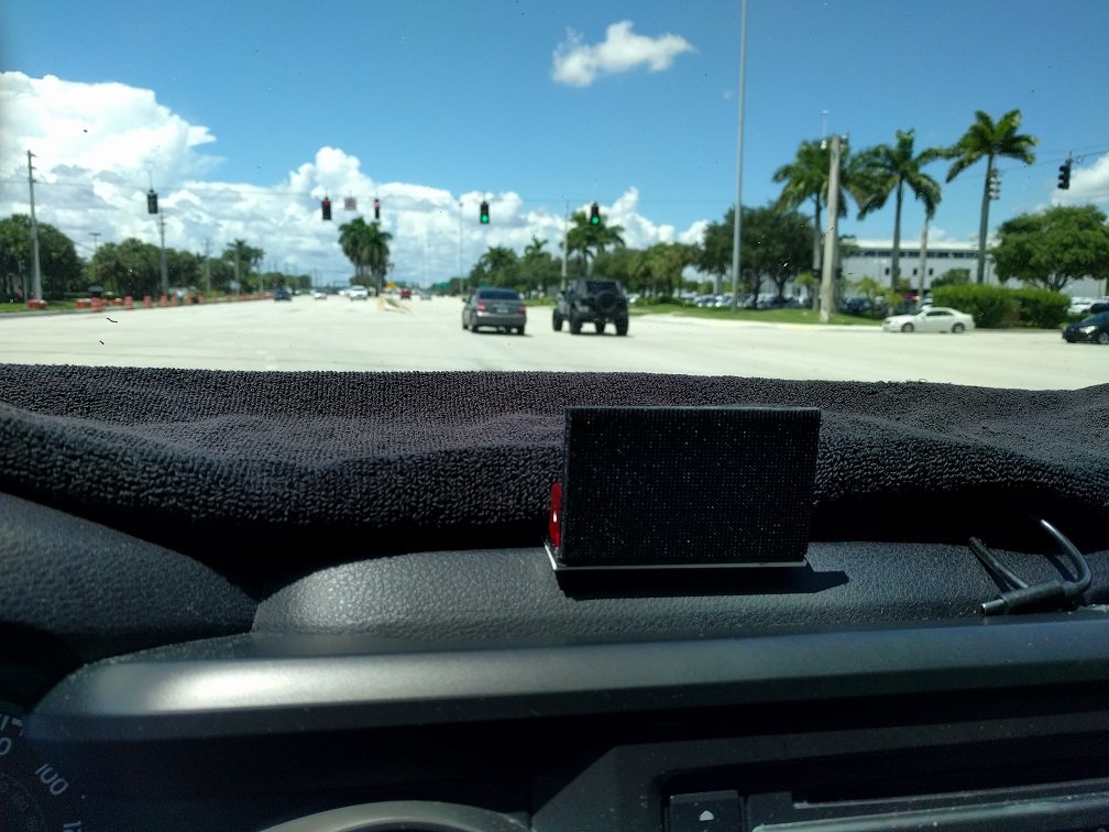 phone holder v2 2.jpg