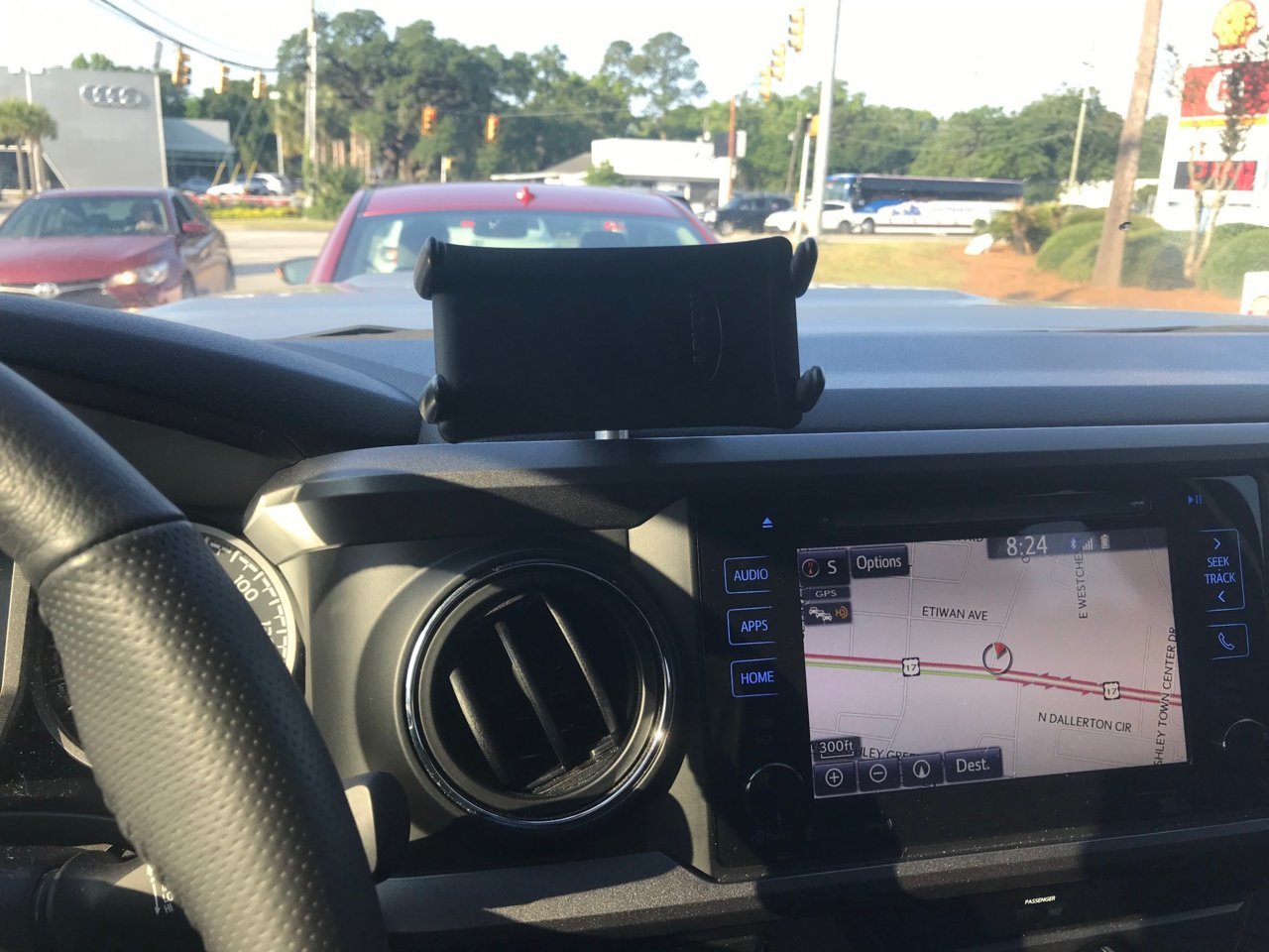 phone mount 1.jpg