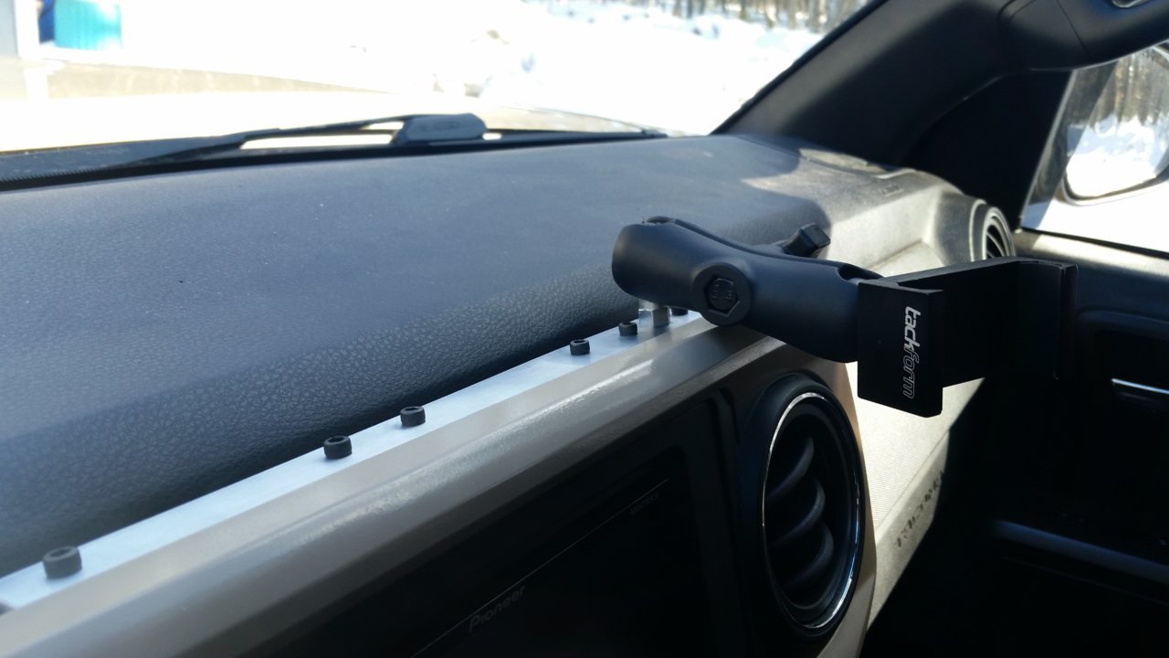 phone mount.jpg