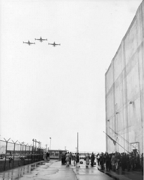 photos-DuluthIAPMNflyby.jpg