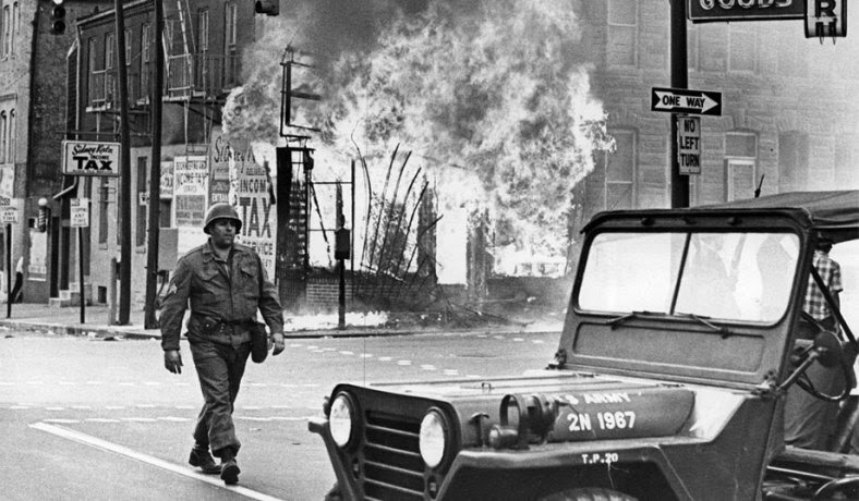 pic_giant_042815-SM_1968-Baltimore-Riots-2.jpg