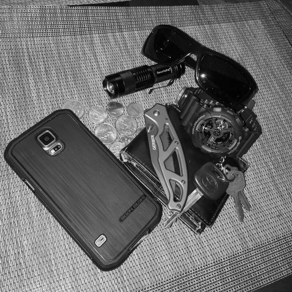 PicsArt_03-30-06.37.30.jpg