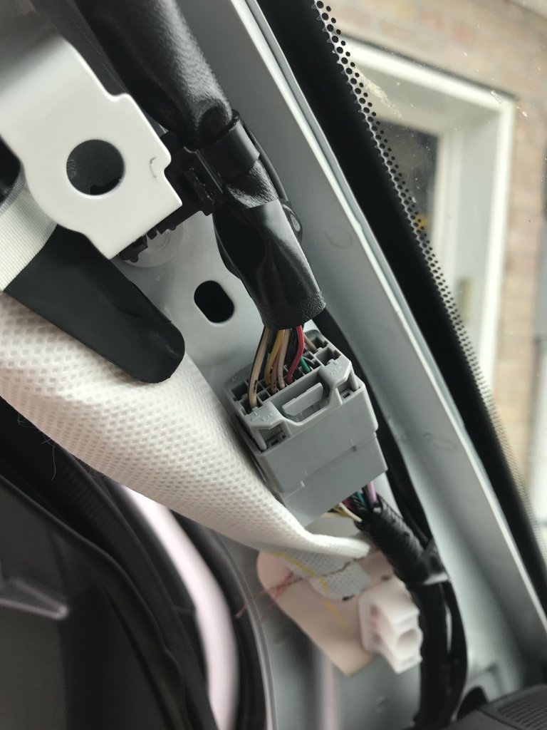 Pillar cover removed.jpg