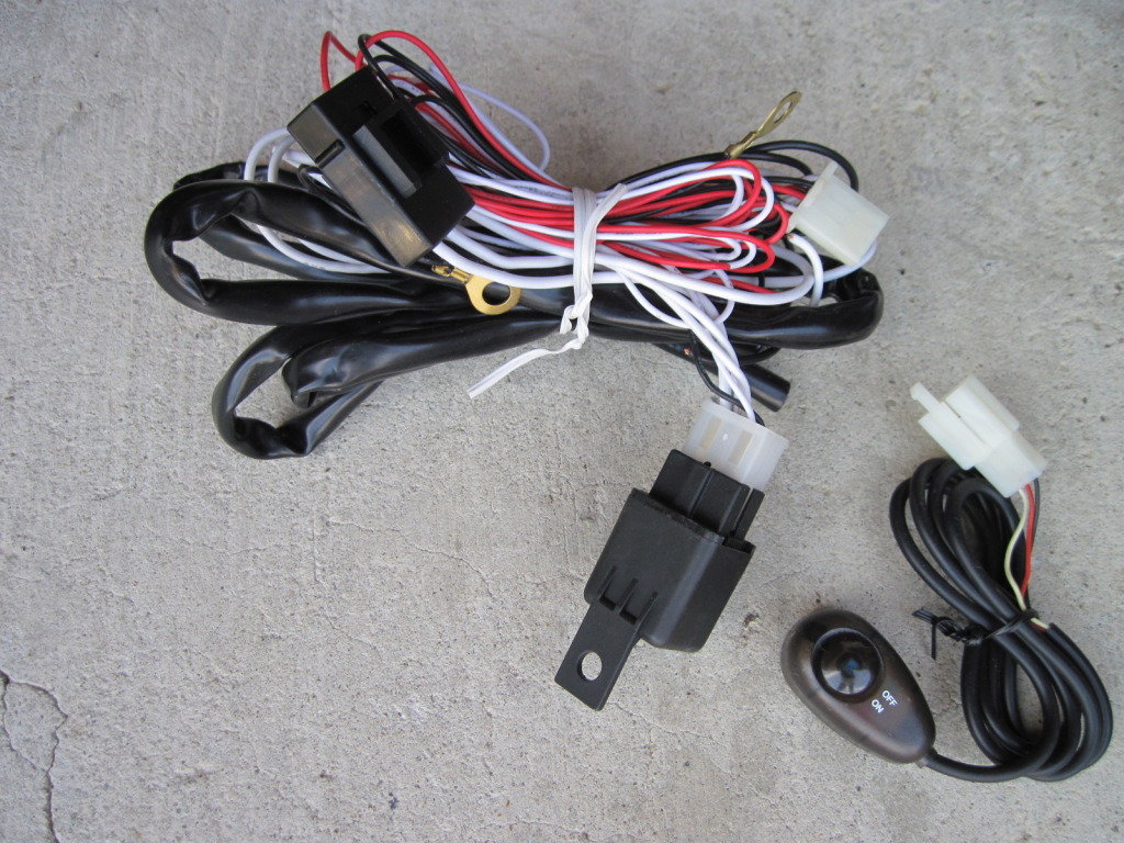 Pilotlightharnesswmicrobutton_ebf37b36e6d9fe7b7b9c9314f3a32267bda54a9f.jpg