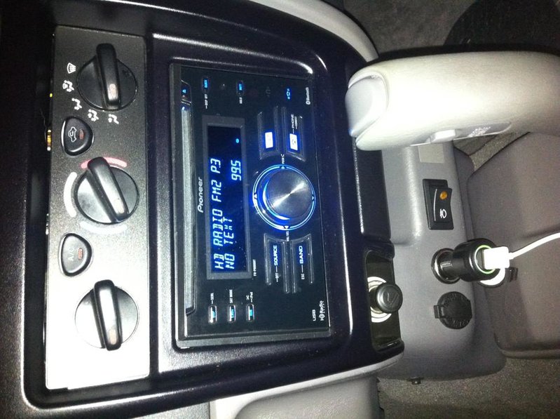 Pioneer Head Unit.jpg