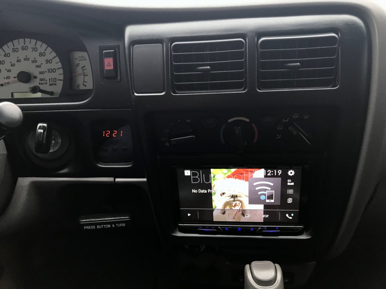 Pioneer MVH2400NEX.jpg