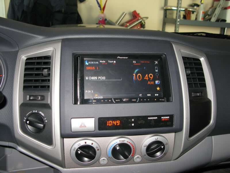 Pioneerheadunit_5554f133ce482bfbce46f8cb5903b0285cbd3558.jpg