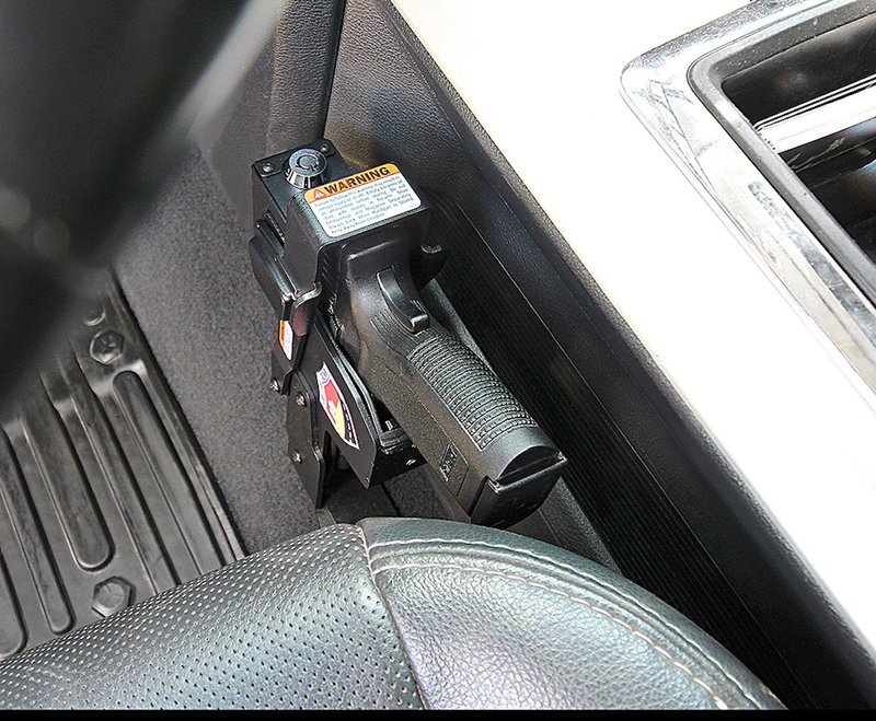 pistol%20lock_zpsh2muxmnm_d2fb21d95107fb0c2424652d518b36b73dc24406.jpg