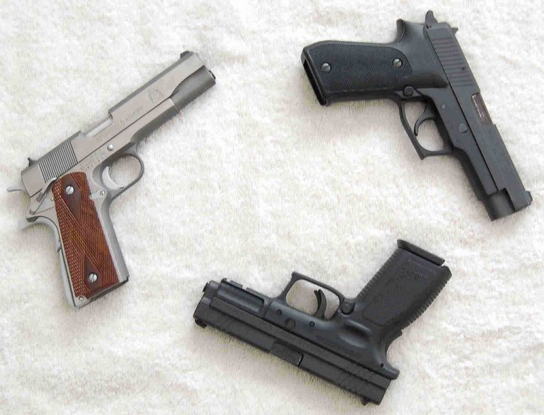 pistols.jpg