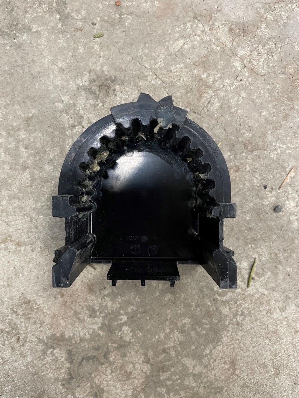 plastic cap 1.jpg