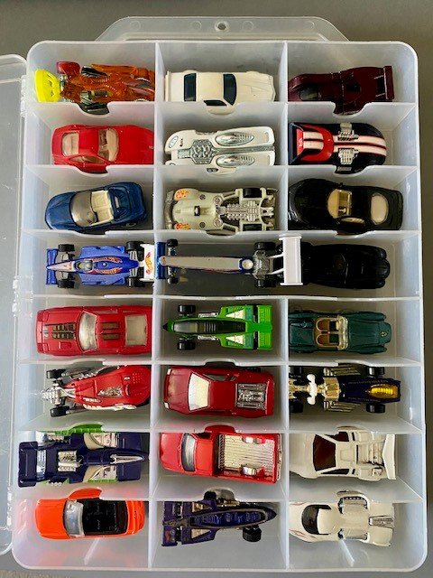 plasticcase 3 open.jpg
