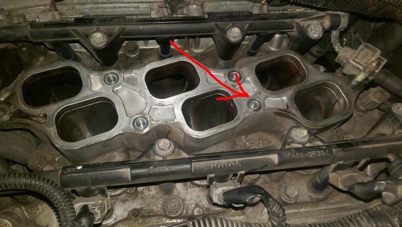 plenum_with_stuck_bolt_edit.jpg