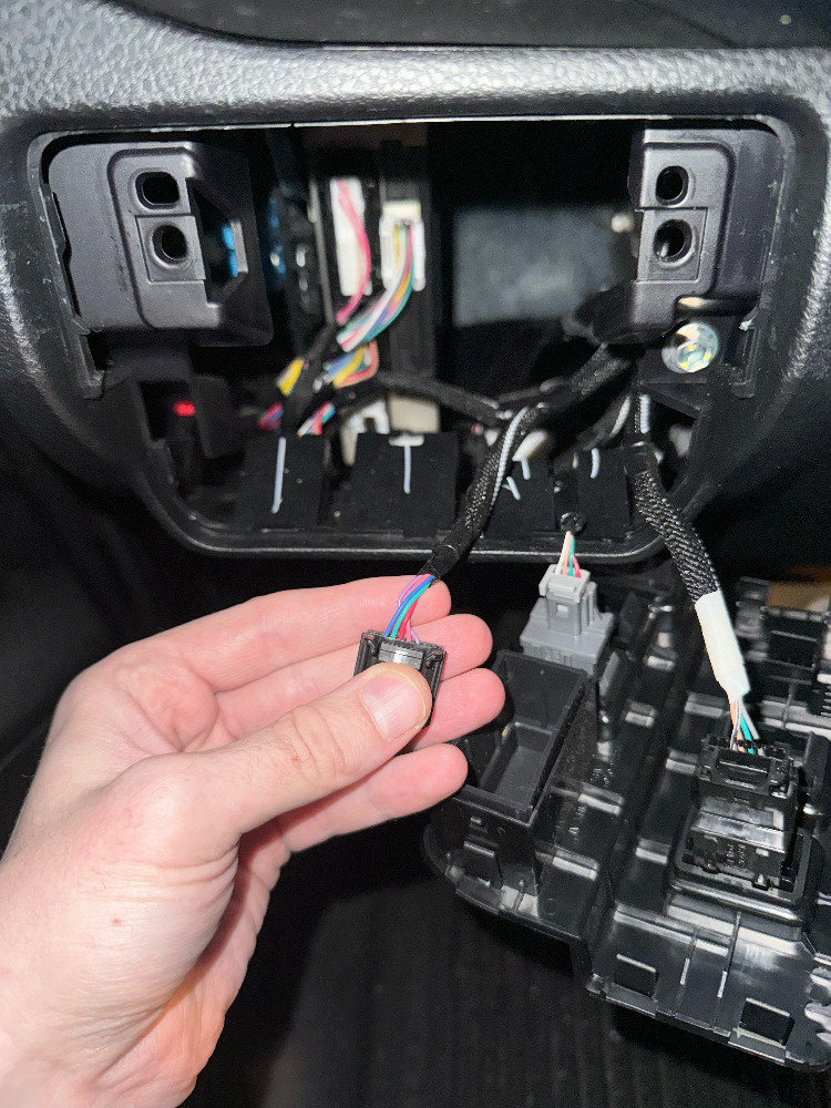 plug 2.jpg