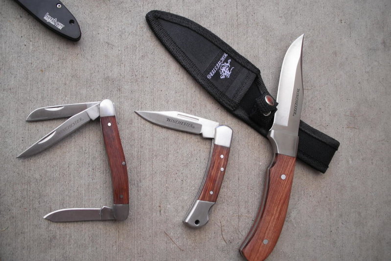 Pocket knives 004.jpg