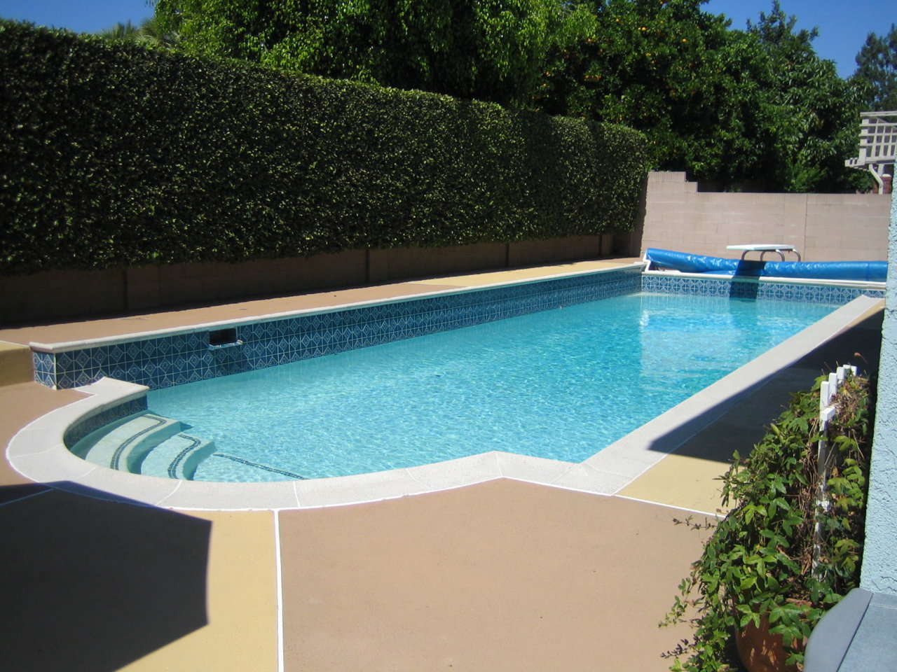 Pool4.jpg